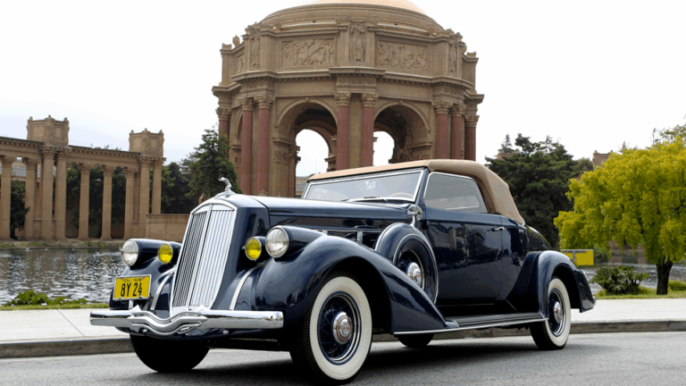 Auto Museum - 1938 Pierce Arrow
